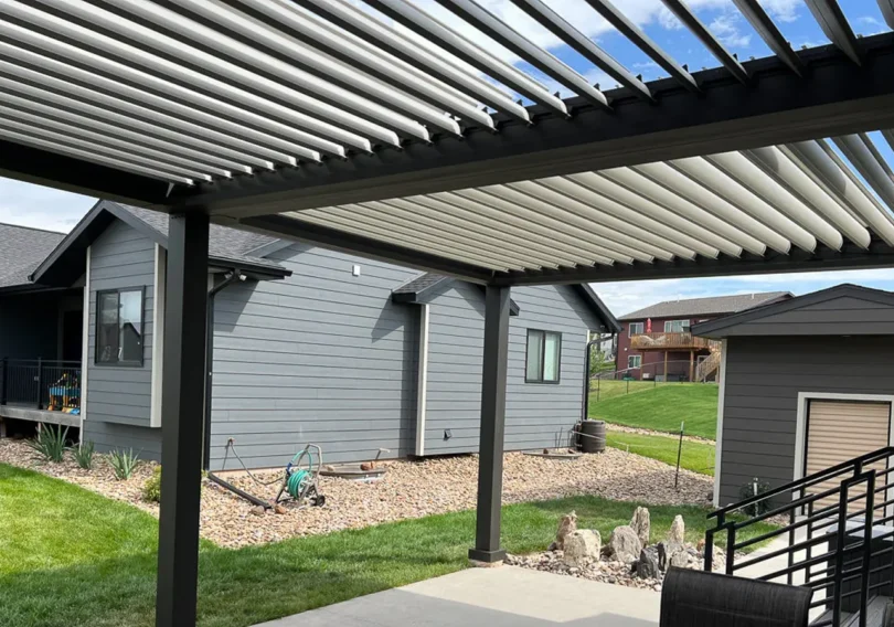 How Does Minimal Pergola Design Create Maximum Visual Impact?
